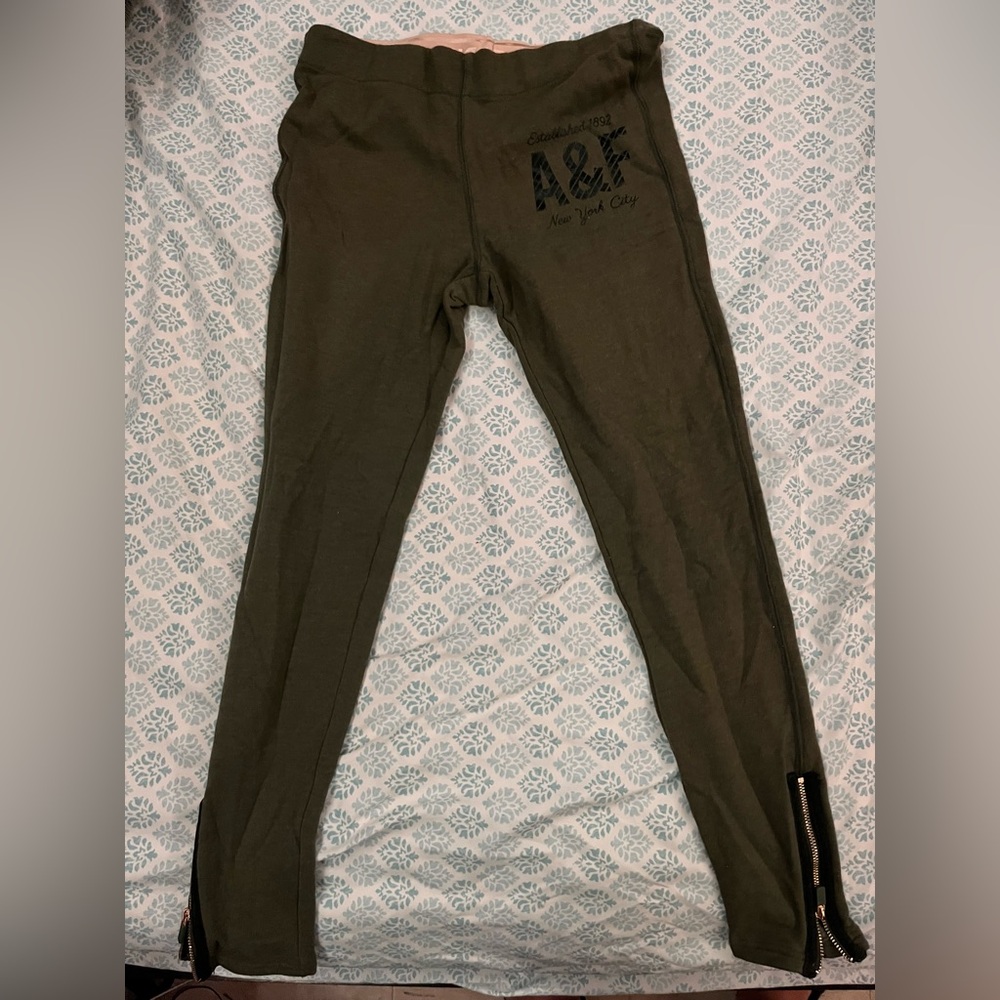 Abercrombie & Fitch women’s leggings